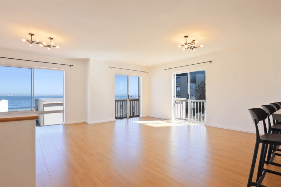 4 Bedroom Property for Sale in Beachfront Western Cape